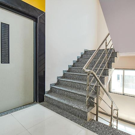 פונה Fabhotel Skylight Studio Rooms - Nr Mcf Camp מראה חיצוני תמונה
