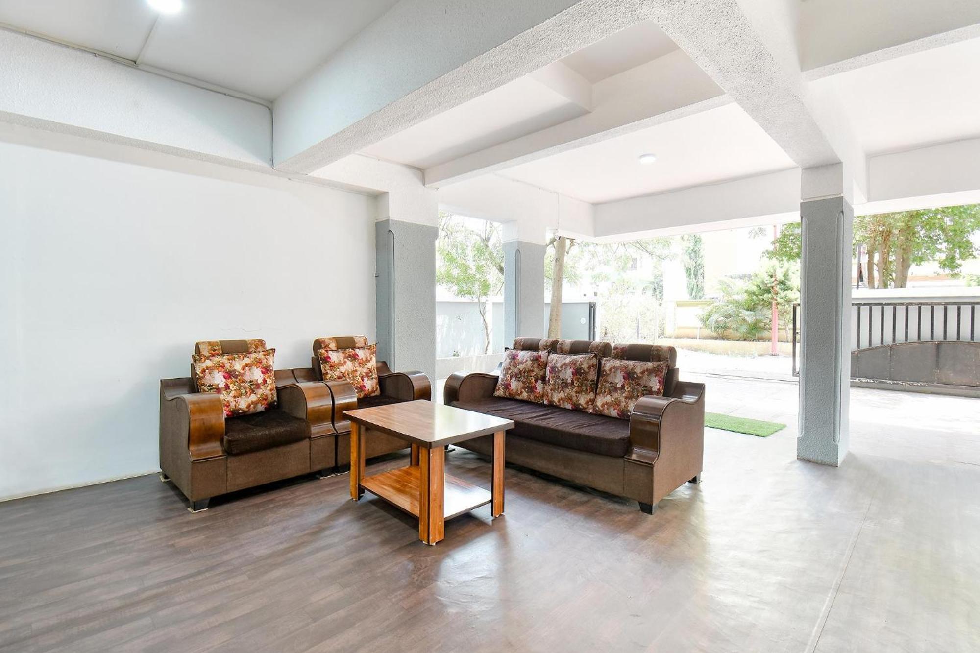 פונה Fabhotel Skylight Studio Rooms - Nr Mcf Camp מראה חיצוני תמונה